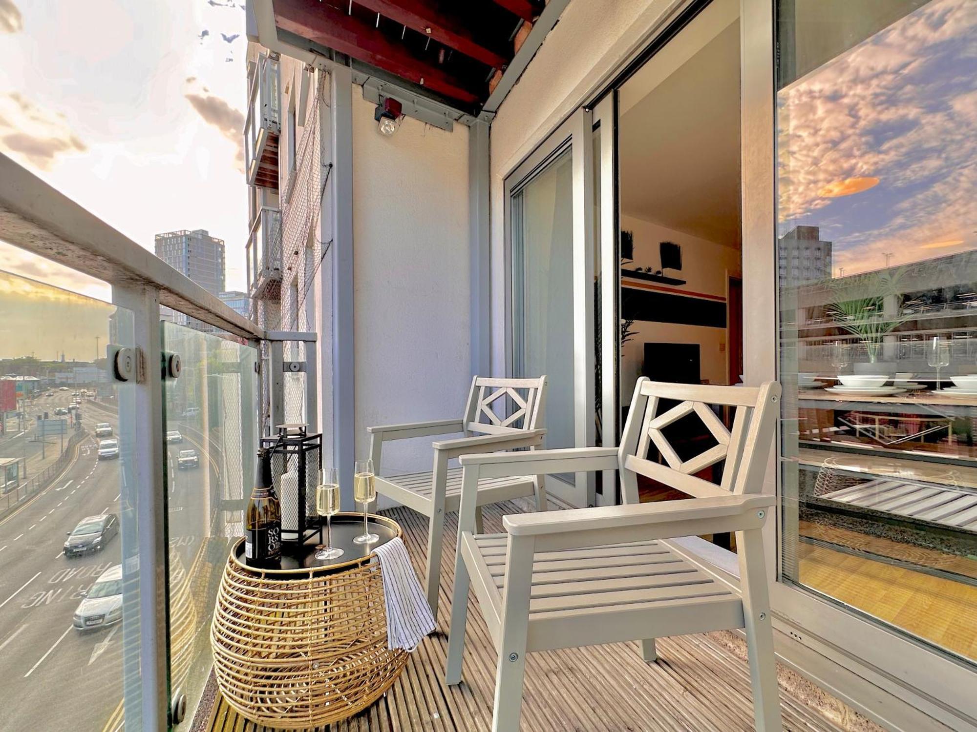Watford Serviced Apartment, Free Parking, City Centre Exterior foto